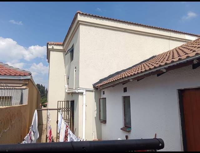 4 BEDROOM HOUSE FOR SALE IN BIRCH ACRES